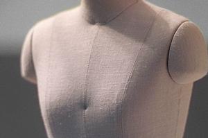 ビジネスコート安い金額で手に入れる